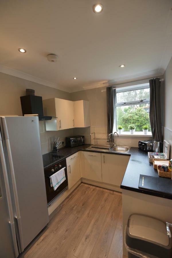 Sighthill 3 Bedrooms With Private Garden Эдинбург Экстерьер фото
